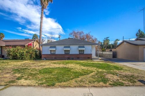 2349 Belle St, San Bernardino, CA 92404-3909