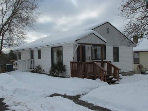 1729 12 Ave, Spokane WA  99202-3534 exterior