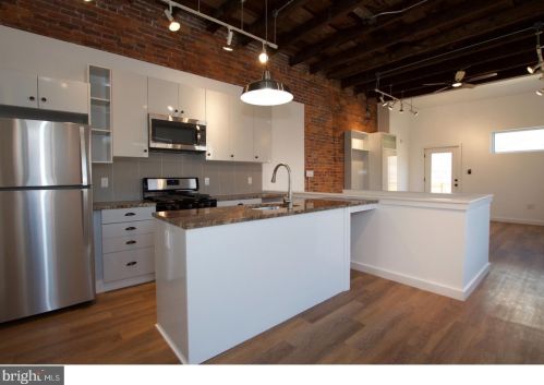 1515 Mckean St, Philadelphia PA  19145-3033 exterior