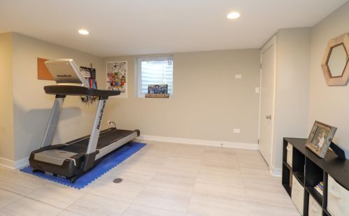 1601 87 St, Kenosha WI 53143-6441 exterior