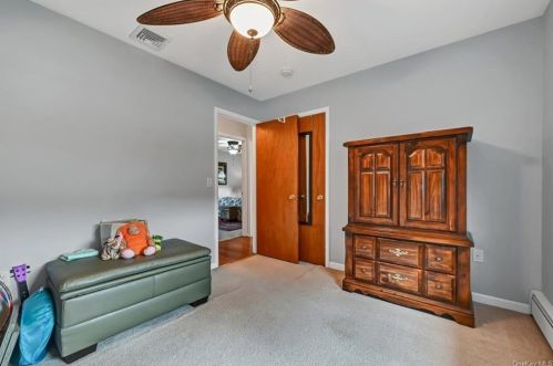 9 New Castle Dr, Washingtonville NY  10992-1735 exterior