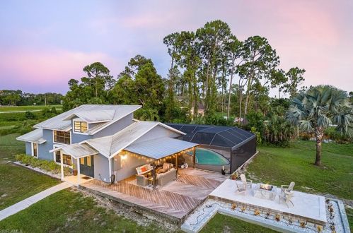 3220 63rd St, Naples, FL 34105-7347