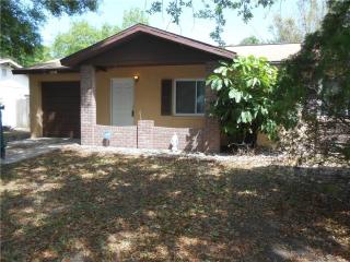 7887 Powderhorn Cir, Largo, FL 33773-1625