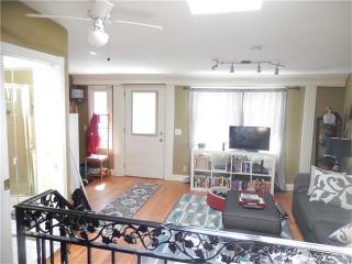 561 Hopewell Rd, South Glastonbury, CT 06073-2414