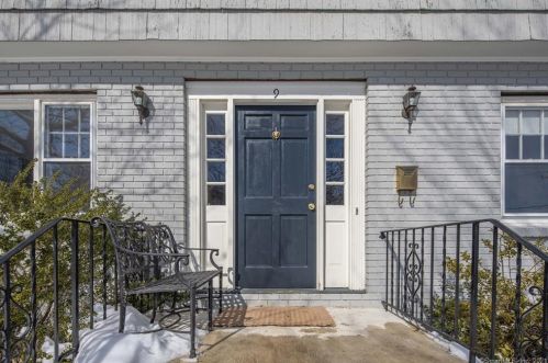 9 Grace St, New Canaan, CT 06840-6627