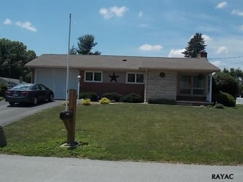 414 6th St, Longlevel, PA 17368-1431