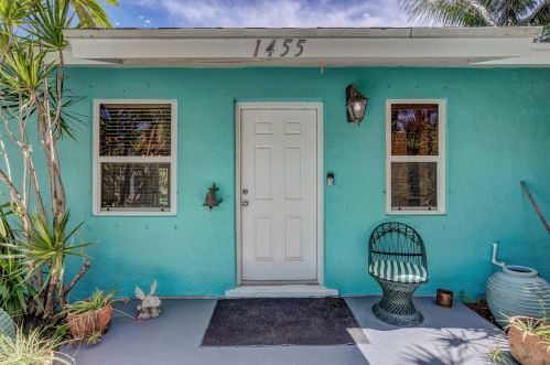 1455 Shannondale Rd, West Palm Beach FL  33406-3233 exterior