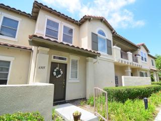 6305 Citracado Cir, Carlsbad CA  92009-2286 exterior