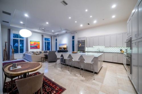 342 Golf Dr, Naples, FL 34102-5327