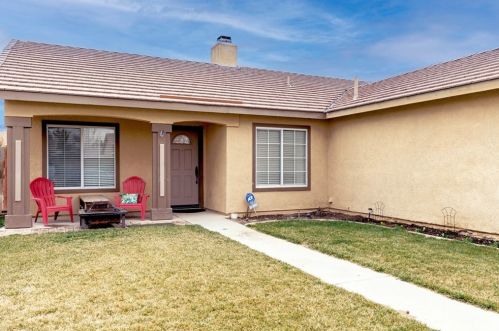 6150 Treehaven Ct, Lancaster, CA 93536-7596
