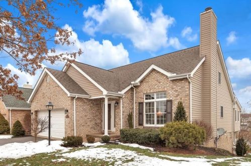 181 Vista Dr, Canonsburg, PA 15317-9572