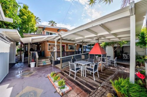 419 Commonwealth Ave, Fullerton CA 92832-2054 exterior