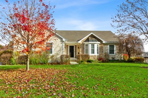 928 Laurie Ct, Walworth, WI 53184-5915