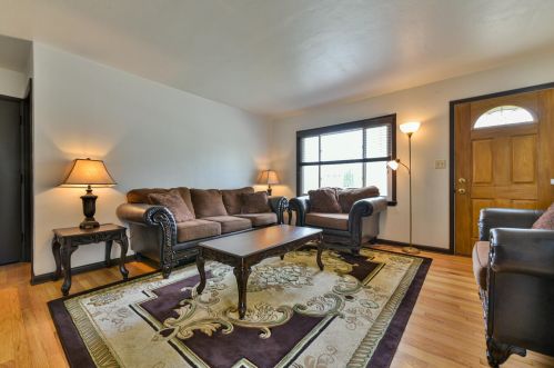 3281 68, Milwaukee WI 53213-3930 exterior