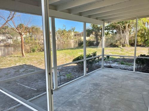 470 Birdsong Pl, Sanibel, FL 33957-4335