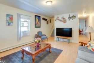 14 Race St, Trenton NJ  08638-4220 exterior