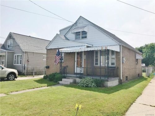 384 Weimar St, Buffalo, NY 14206-3226