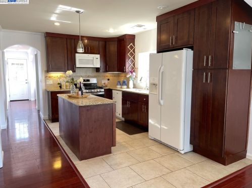 430 Irving Ave, San Jose CA  95128-2224 exterior
