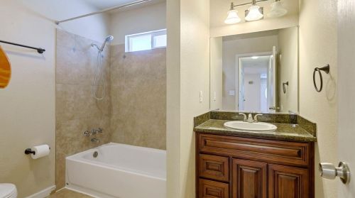 209 Prospect St, Ripon CA  95366-2018 exterior