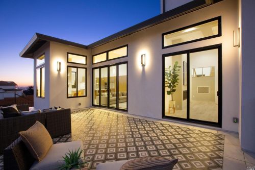 3738 Sawgrass Pl, Santa Rosa, CA 95403-0934