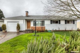 4621 Coloma Dr, Salem, OR 97302-4947