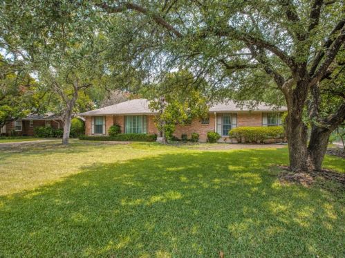 11010 Edgemere Rd, Dallas, TX 75230-3535