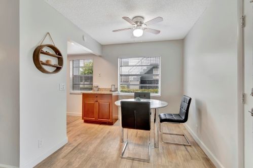 691 Burgundy O, Delray Beach FL  33484-4914 exterior