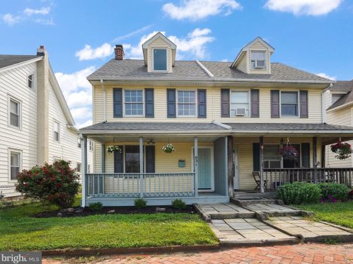 631 Broad St, Kennett Sq, PA 19348-3345