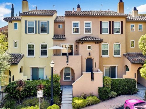 2515 Escala Cir, San Diego, CA 92108-4769
