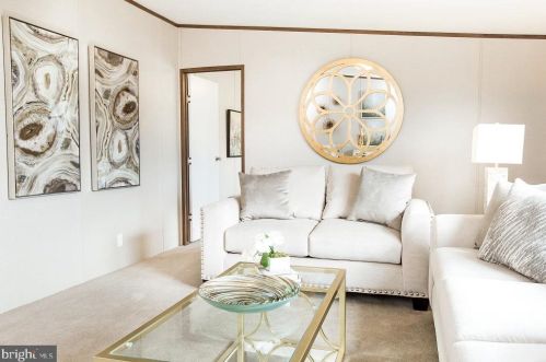 20312 Monrovia Rd, Madison Mills VA  22960-3305 exterior