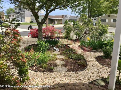 602 Ranger Dr, Lacey NJ  08731-1901 exterior