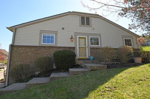 2430 Cardinal Hill Ct, Cincinnati, OH 45230-1476