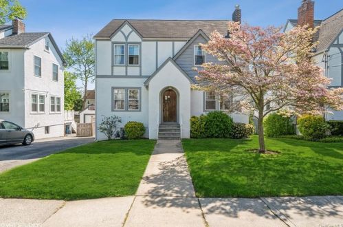 3 Herbert Ave, White Plains, NY 10606-3403