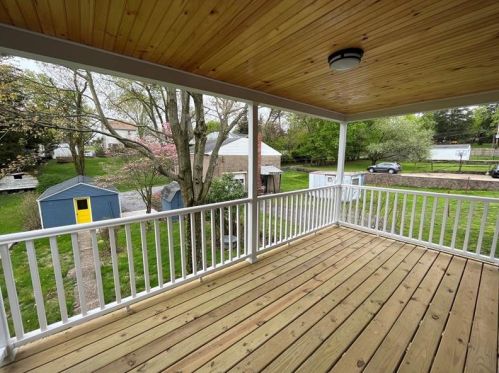 1895 Beechford Ave, Moon Twp, PA 15108-3005