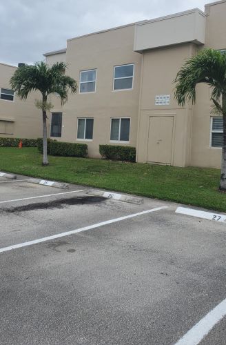 108 Burgundy C, Delray Beach, FL 33484-5425