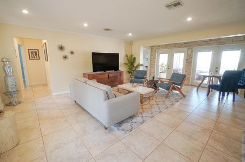 3110 Palm Dr, Delray Beach FL  33483-6215 exterior