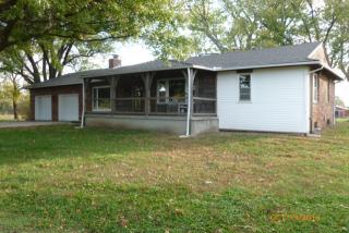 5925 183rd St, Overland Park KS  66085-8742 exterior