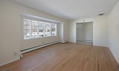 1 Prince Rd, Parsippany NJ  07054-4822 exterior