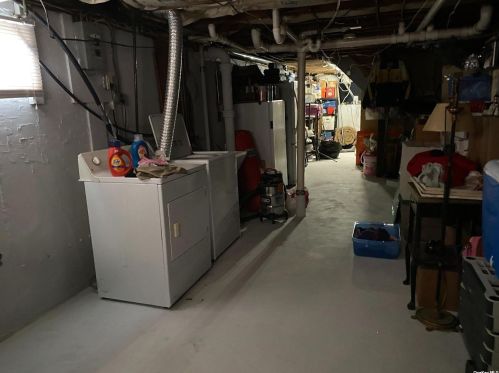 672 Larkfield Rd, Elwood NY  11731-5914 exterior