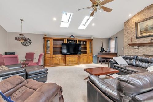 131 Chippewa Park Rd, Beaver Falls PA  15010-1459 exterior
