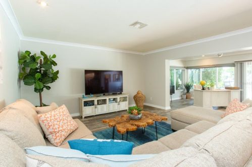 12050 4 St, Saint Petersburg FL  33706-4426 exterior