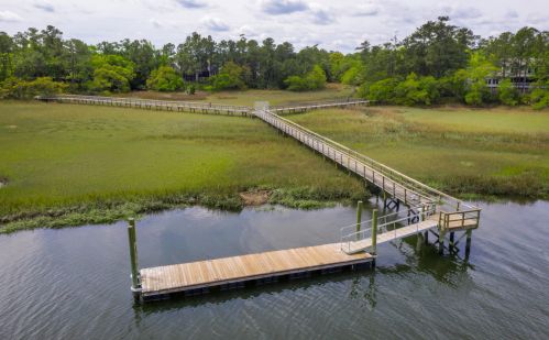 208 Slipper Shell Ct, Mount Pleasant SC  29464-6724 exterior