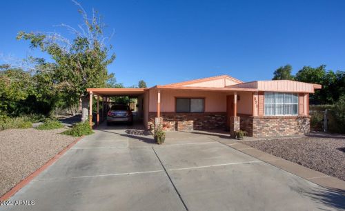 872 Calle Del Norte Dr, Chandler, AZ 85225-8315