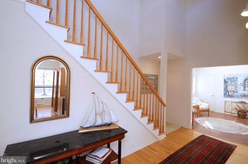 45 Laurel Wood Dr, Trenton NJ 08648 exterior