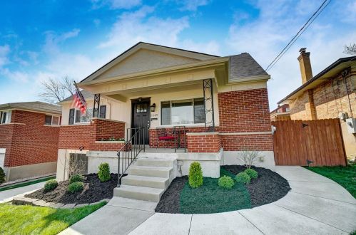 5549 Green Acres Ct, Cincinnati, OH 45248-5209