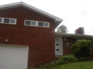6005 Bobolink Ln, Charleston, WV 25312-9404