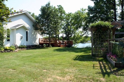 924 Menasha Ave, Ladysmith, WI 54848-2510
