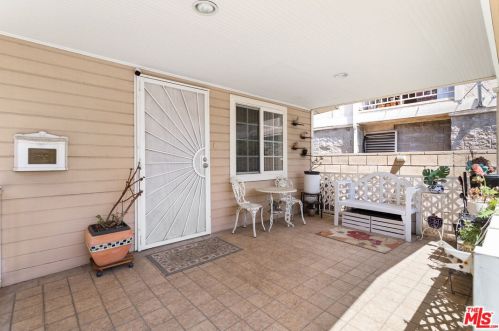 1007 San Rafael Ave, Glendale CA  91202-2414 exterior