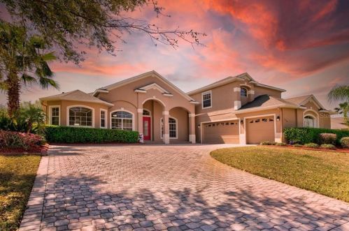 23550 Valderama Ln, Mount Plymouth, FL 32776-6936