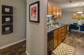 13905 Chestnut Dr, Edina MN  55344-6743 exterior